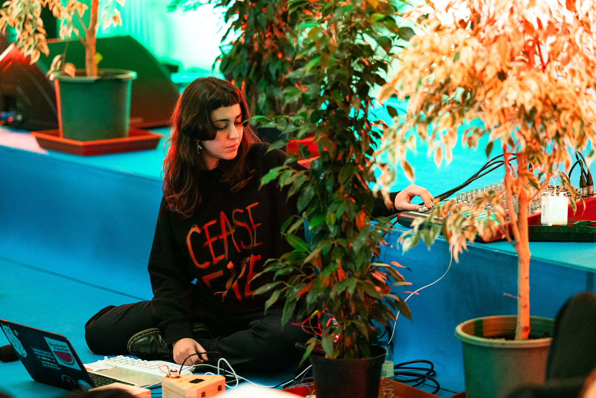 Institute for Postnatural Studies, project: THE LISTENING AFFECT (fig. 12)