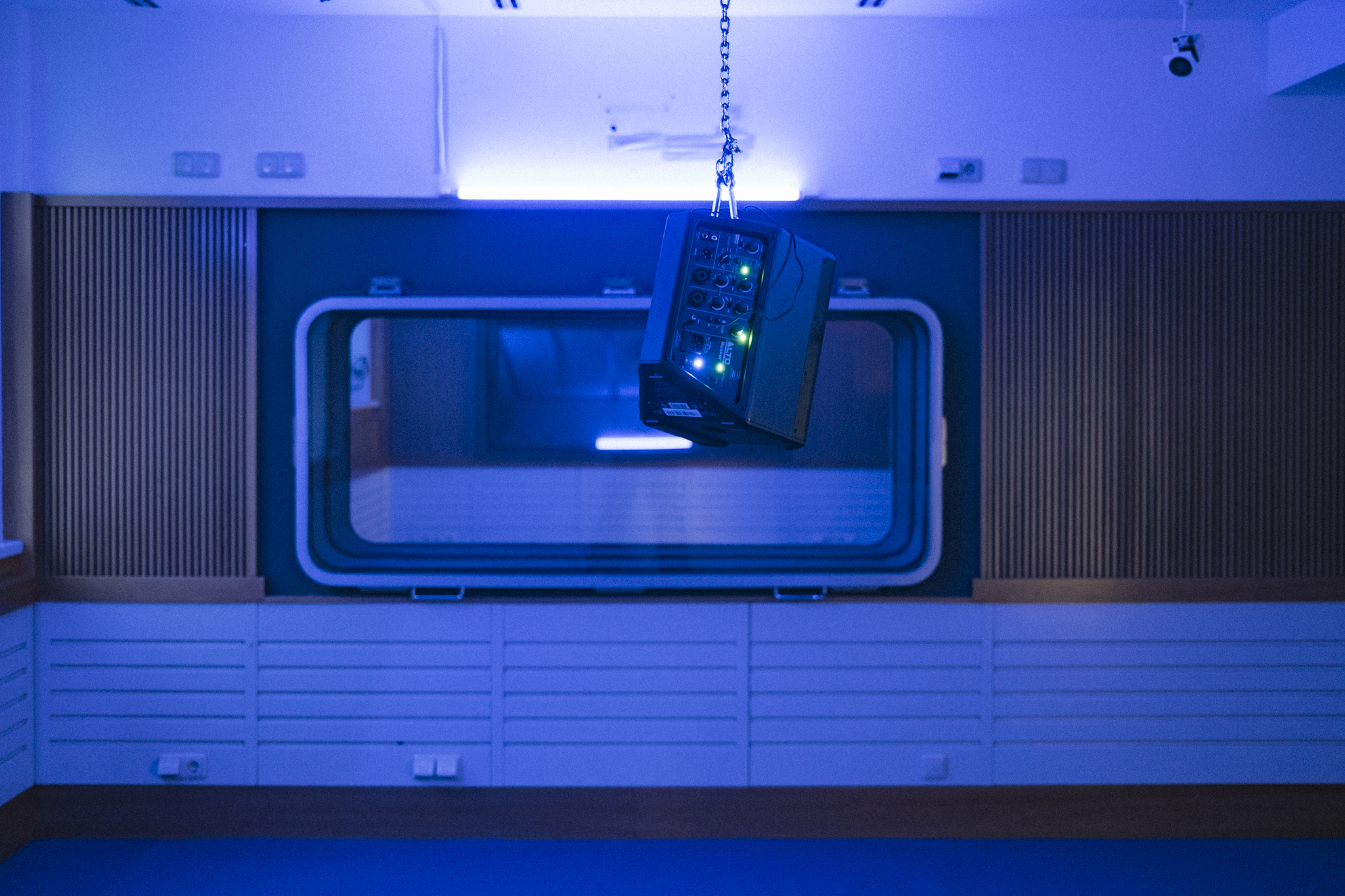 Institute for Postnatural Studies, project: My Body is a temple: TIDAL TONES (fig. 3)