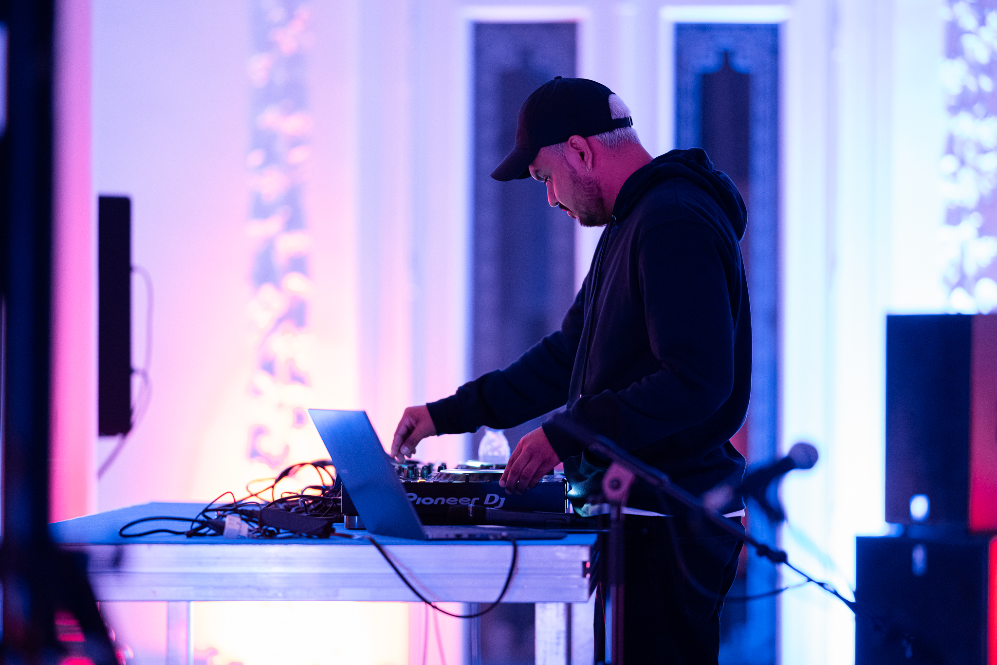 Institute for Postnatural Studies, project: THE LISTENING AFFECT (fig. 10)